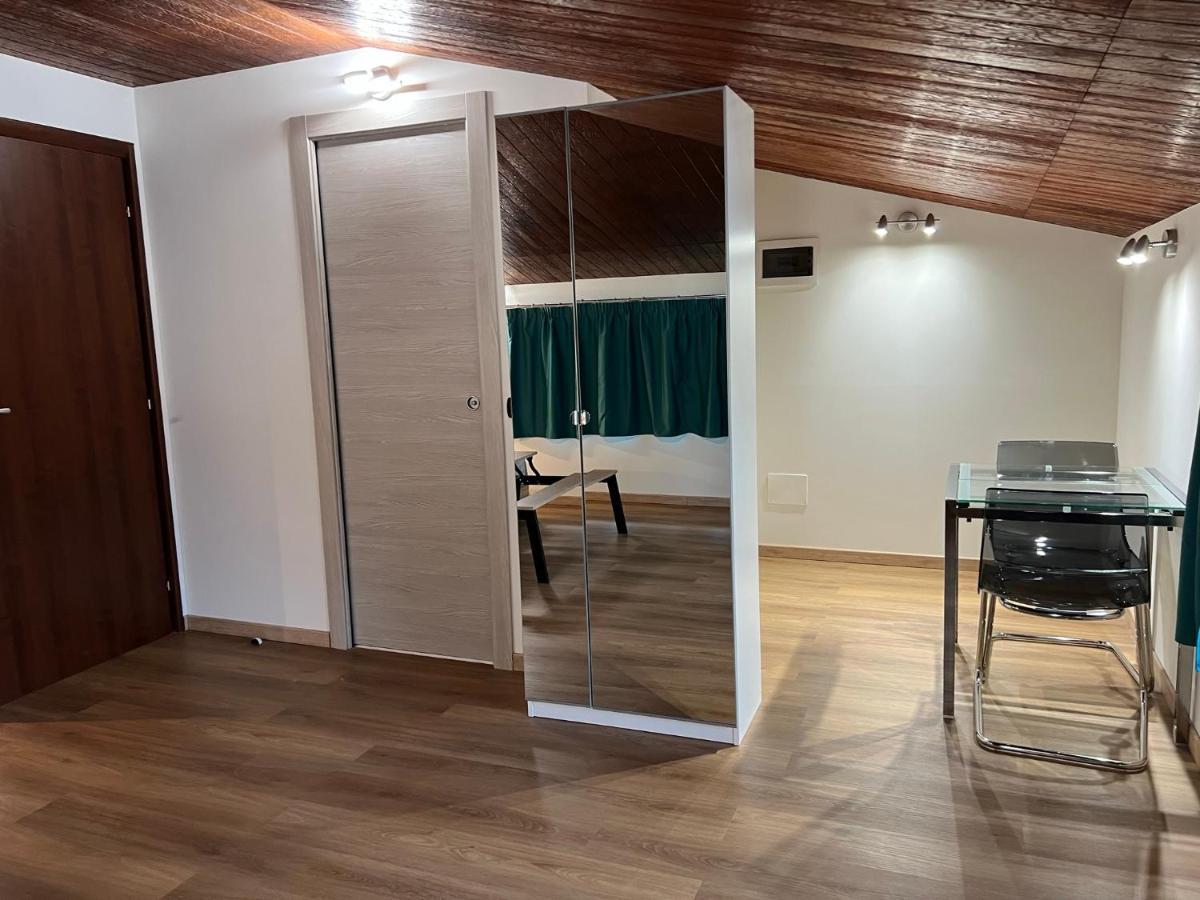 B&B Southitaly Busto Arsizio Esterno foto