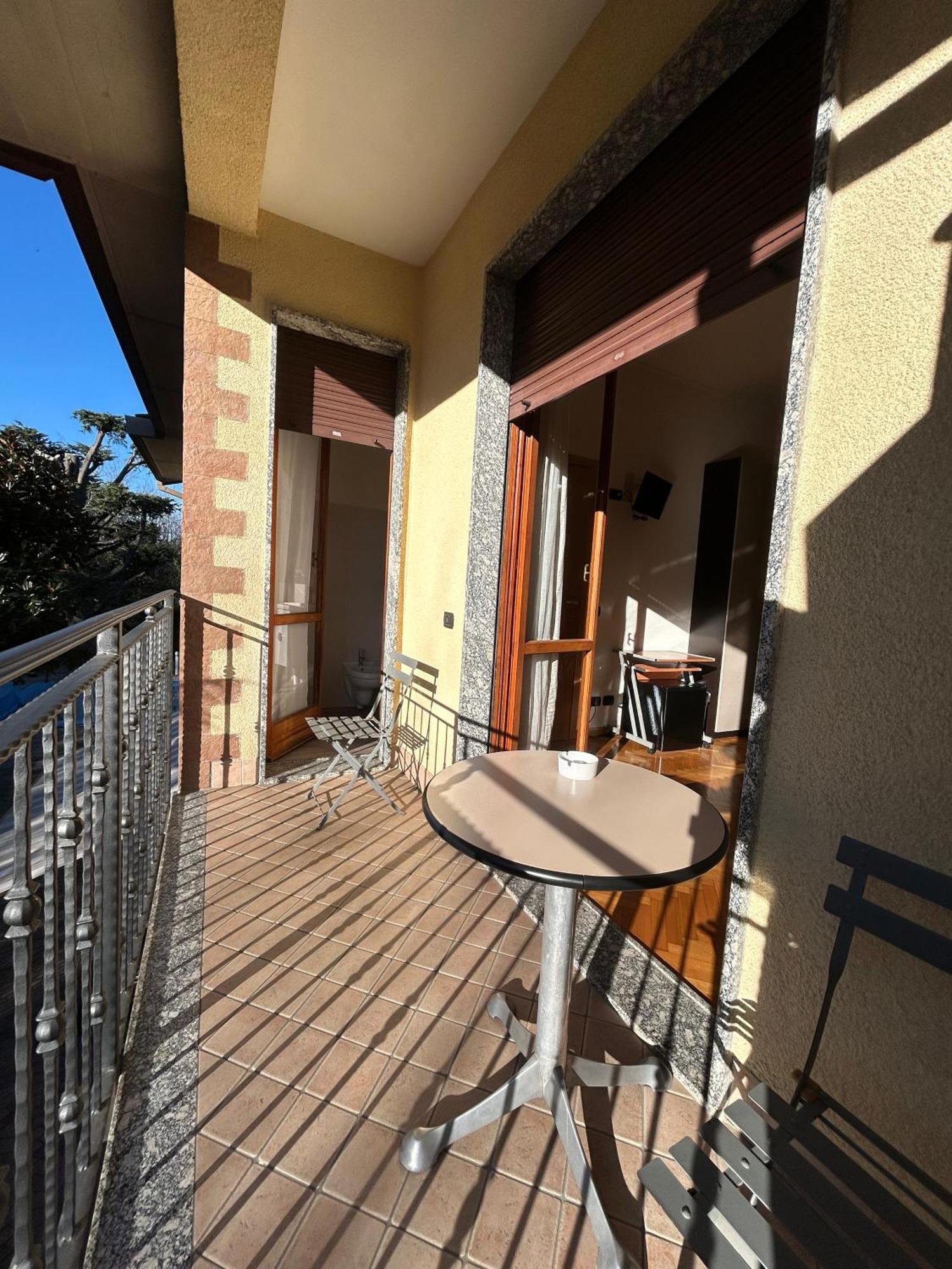 B&B Southitaly Busto Arsizio Esterno foto