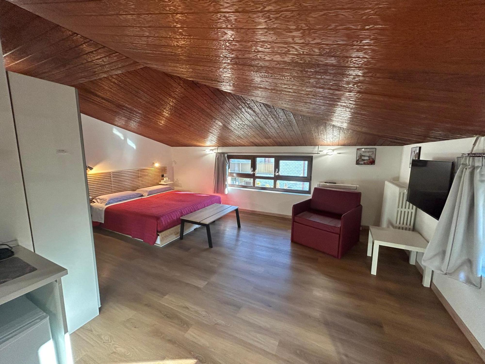 B&B Southitaly Busto Arsizio Esterno foto