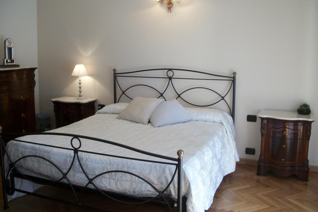 B&B Southitaly Busto Arsizio Esterno foto